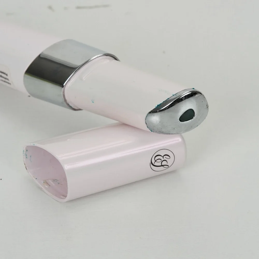 EvenSkyn Venus Premium Eyelid Anti-Aging Device White USB Rechargeable EUC - Picture 3 of 5
